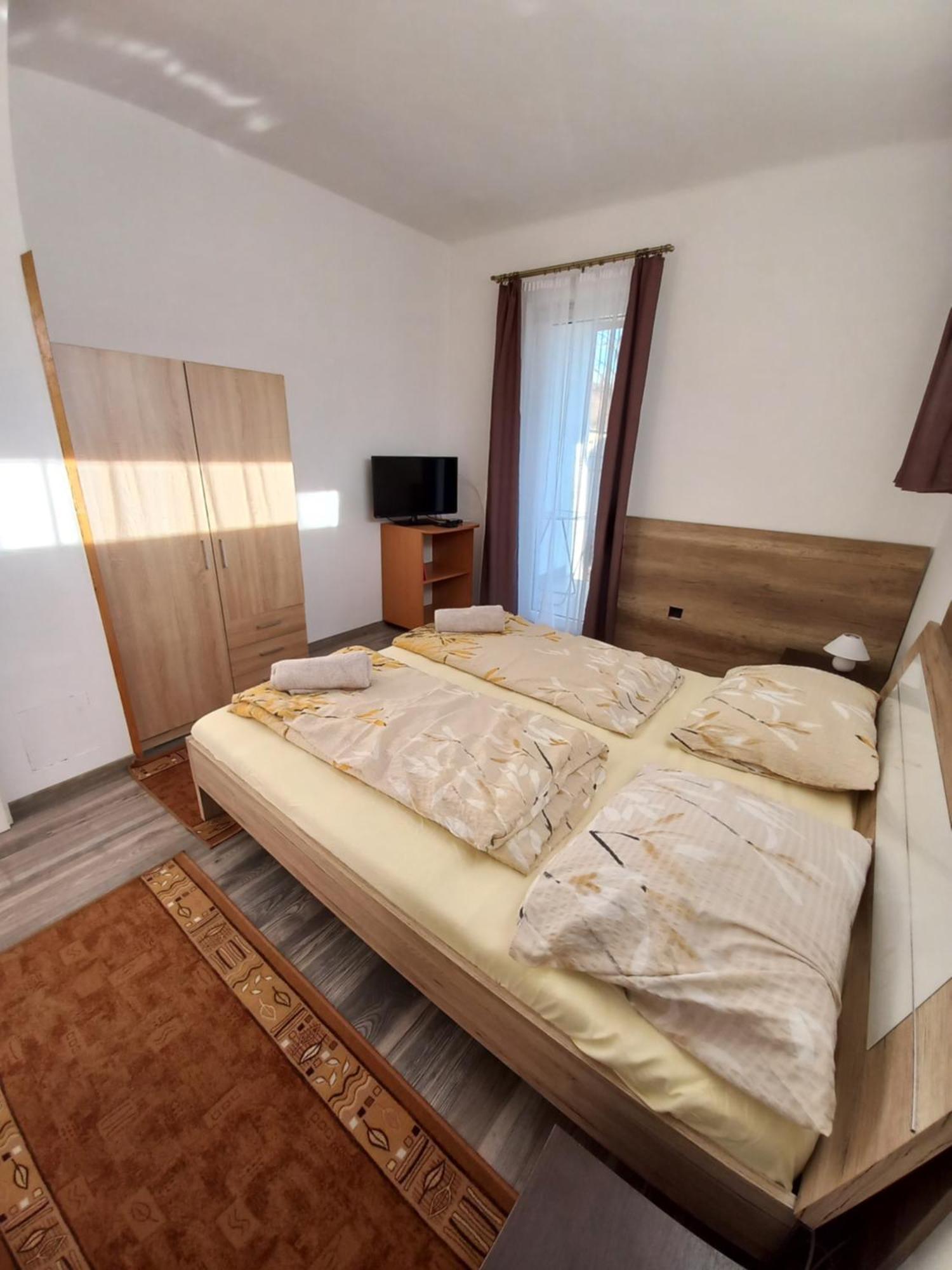 Aquatherma Apartman Sárospatak Dış mekan fotoğraf